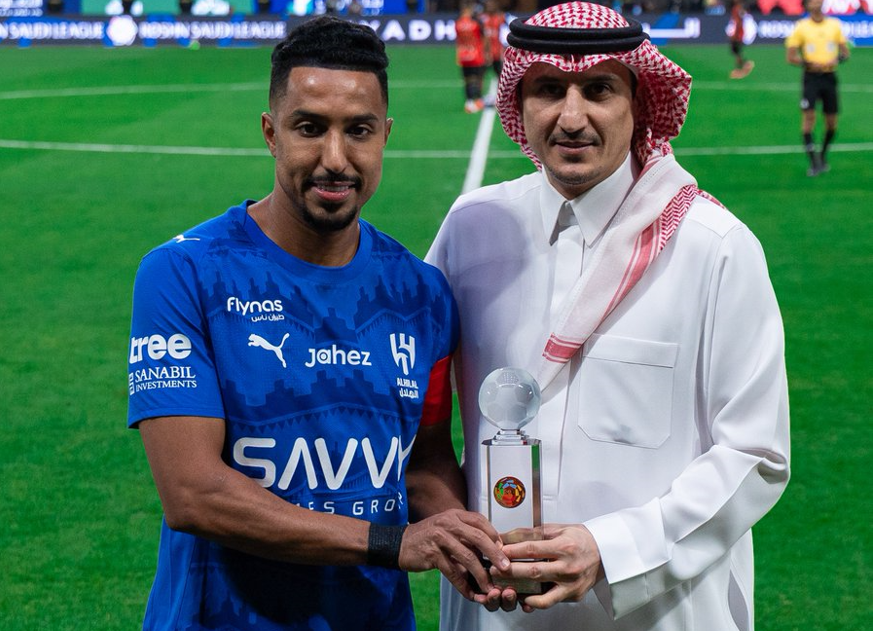 سالم الدوسري يقترب من التتويج بجائزة أفضل لاعب في آسيا 2025