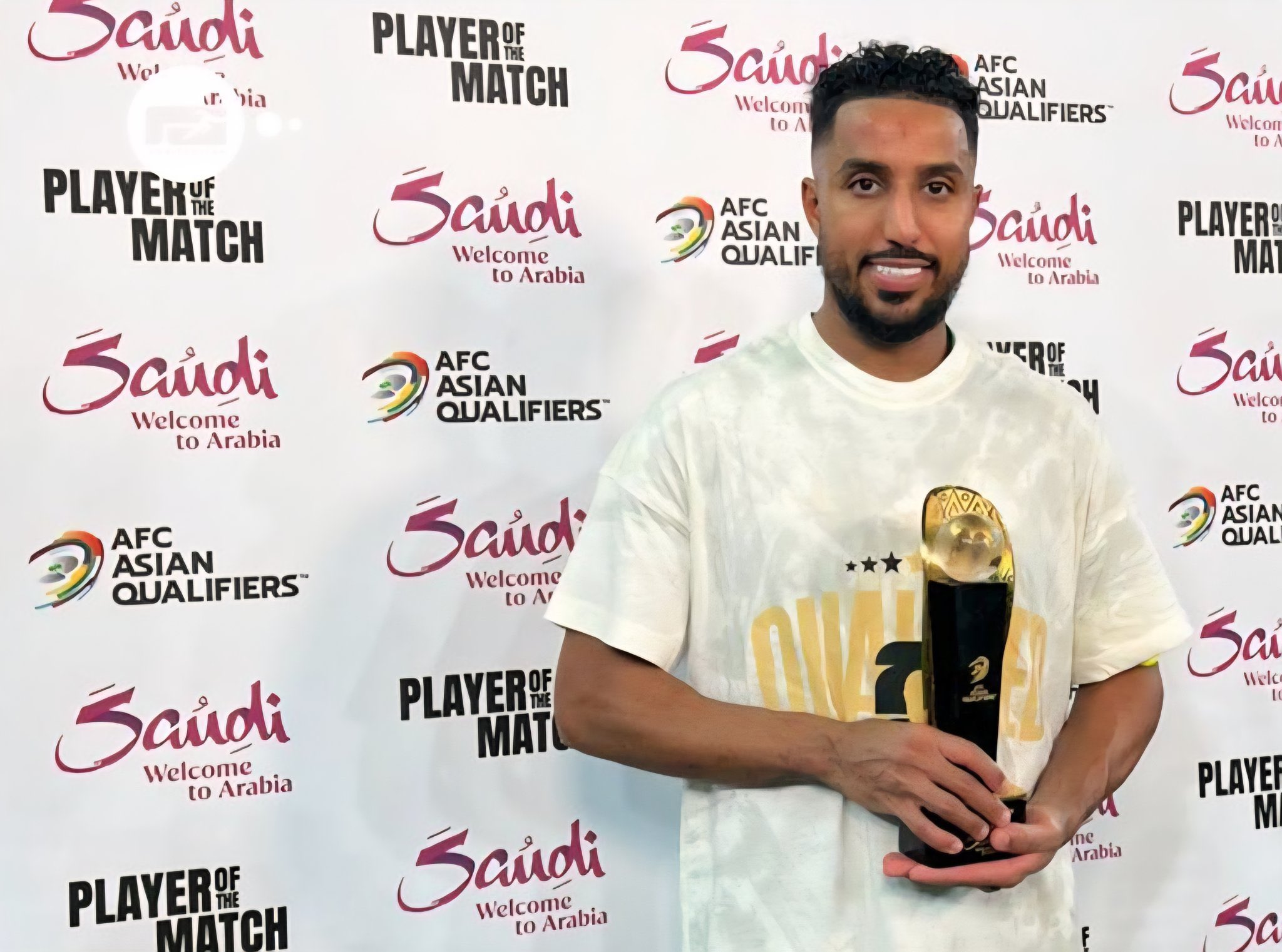 بعد التأهل للمونديال.. الدوسري يقترب من الفوز بجائزة أفضل لاعب في آسيا